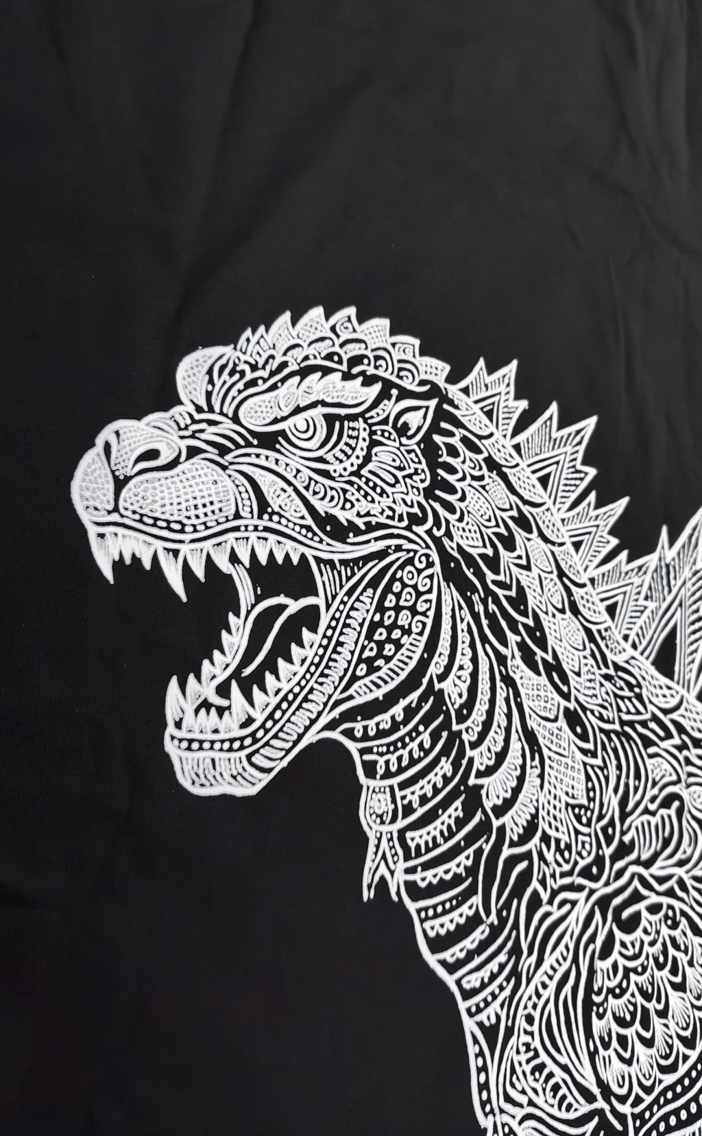 kaiju kolam oversized tee